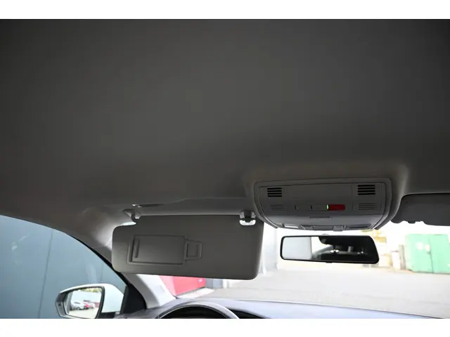 Volkswagen Polo 1.0 TSI Comfortline 2021 Benzine 29