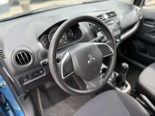 Mitsubishi Space Star 1.0 Active 2019 Benzine 8