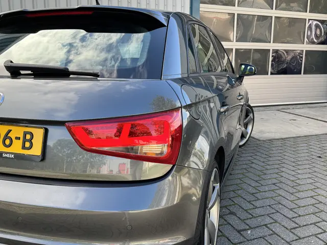 Audi A1 Sportback 1.4 TFSI S-Line 185PK / 2014 Benzine 5