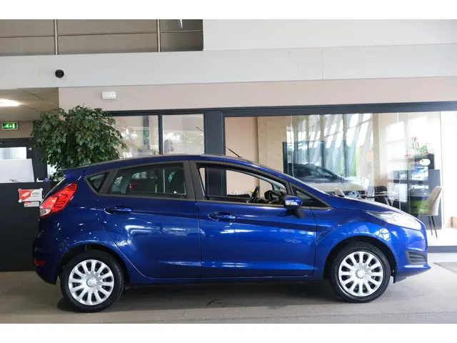 Ford Fiesta 1.0 Style Navi airco 5drs 2016 Benzine 6