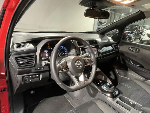 Nissan Leaf e+ N-Connecta 62 kWh 2023 Elektrisch 15