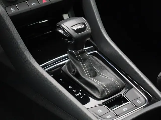 Škoda Karoq 1.5TSI/150PK ACT Sportline DSG 2023 Benzine 15