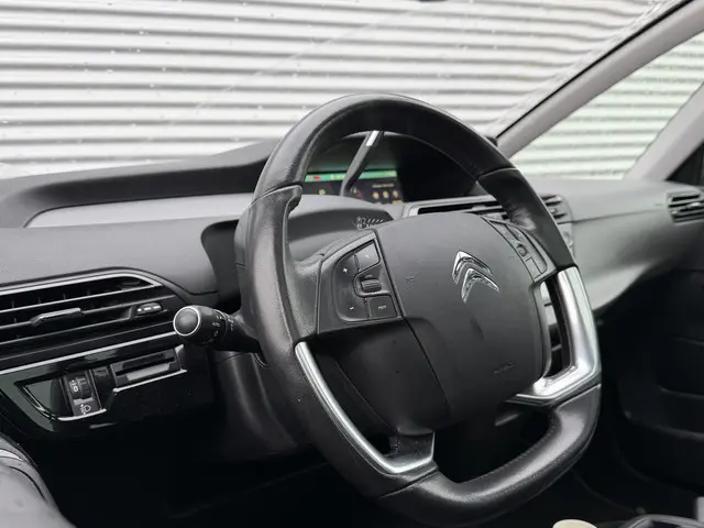 Citroën C4 Picasso 1.2 PureTech Shine 2017 Benzine 3