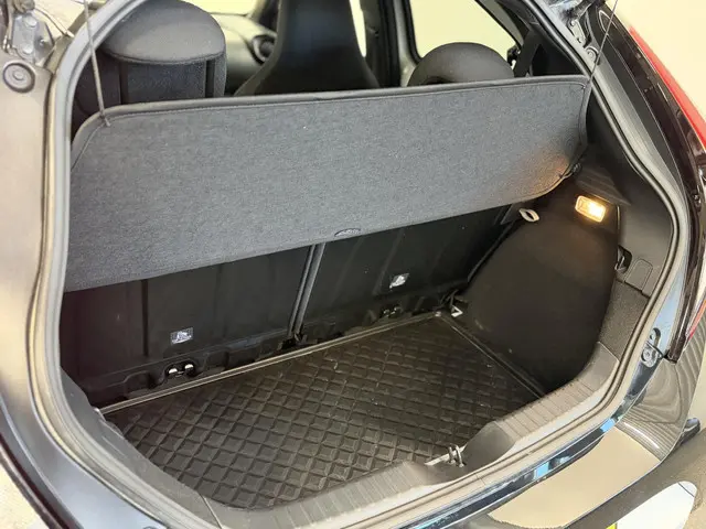 Toyota Aygo X 1.0 VVT-i Automaat Pulse 2025 Benzine 23