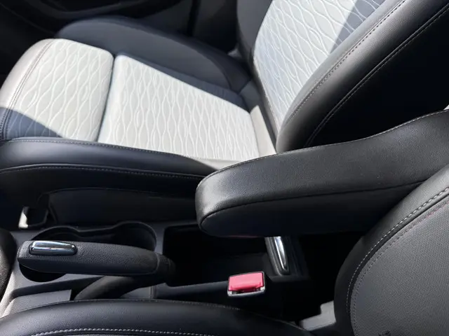Opel Mokka 1.4 T Innovation 2016 Benzine 29