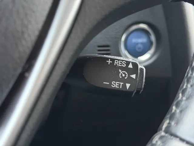 Toyota Auris 1.8 Hybrid Aspiration 2013 Hybride Benzine 32