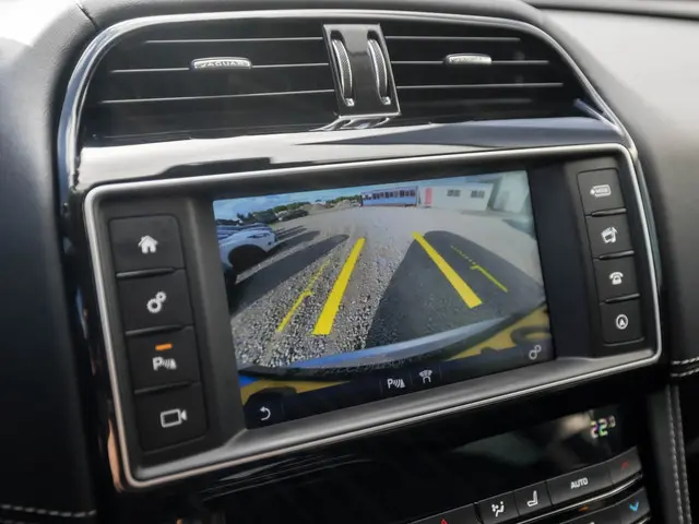 Jaguar F-PACE 2.0 Portfolio R-Sport AWD 20d 2017 Diesel 17