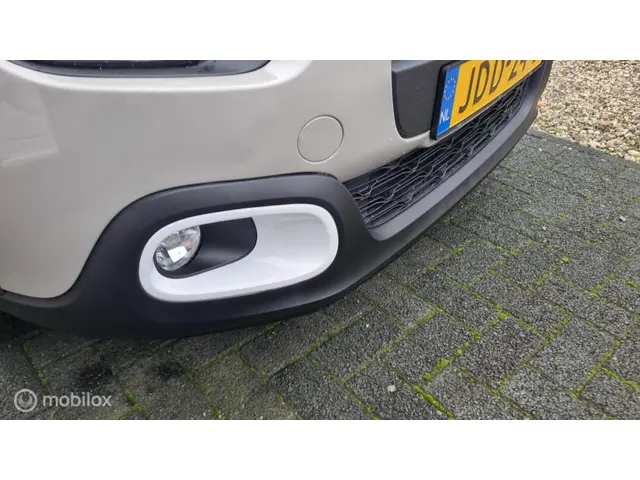 Citroën C3 1.2 PureTech Plus 2024 Benzine 7
