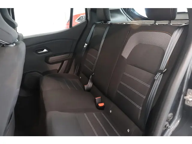 Dacia Sandero Stepway 1.0 TCe 90 Comfort 2023 Benzine 8