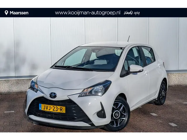 Toyota Yaris 1.5 VVT-i Design Red 2020 Benzine