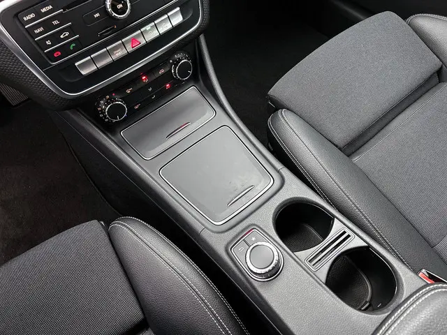 Mercedes-Benz A-Klasse Ambition 2017 Benzine 13