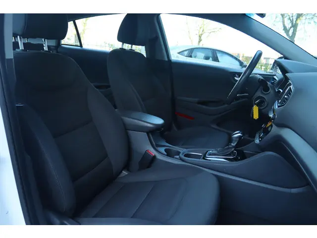 Hyundai IONIQ 1.6 GDi I-MOTION AUT. 2017 Hybride Benzine 5