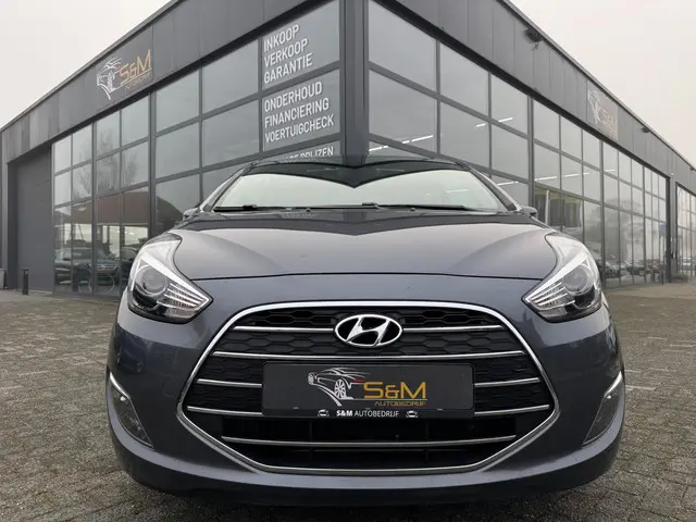 Hyundai ix20 1.6i Go! Automaat | Pano. | Camera 2017 Benzine 38
