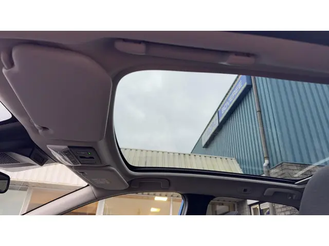 Nissan QASHQAI 1.3 MHEV N-Connecta 2023 Benzine 12