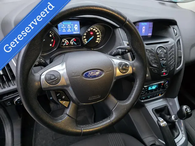 Ford Focus Wagon 1.0 EcoBoost Titanium 2013 Benzine 13