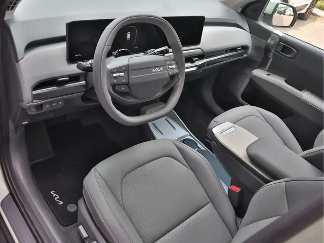 Kia EV3 Plus Advanced 81.4 kWh 2025 Elektrisch 8