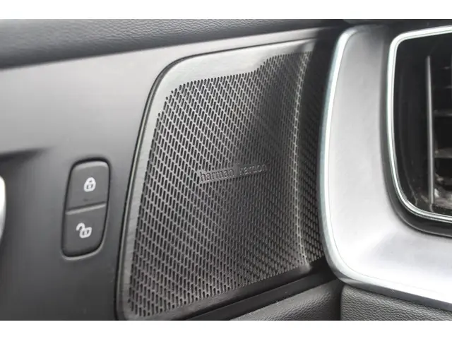 Volvo XC60 2.0 B5 Momentum Exclusive 2021 Benzine 21