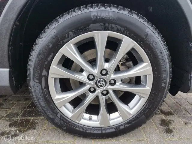 Toyota RAV4 2.5 Hybrid AWD Style 2017 Hybride Benzine 34