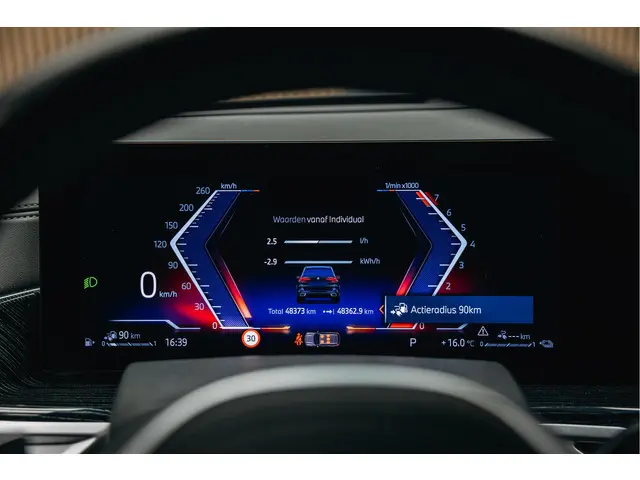 BMW X5 xDrive50e 2023 Hybride Benzine 37