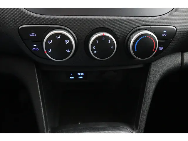Hyundai i10 1.0i Comfort 2018 Benzine 17