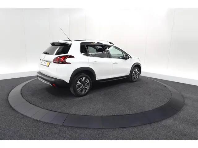 Peugeot 2008 PureTech 130 Allure 2019 Benzine 10
