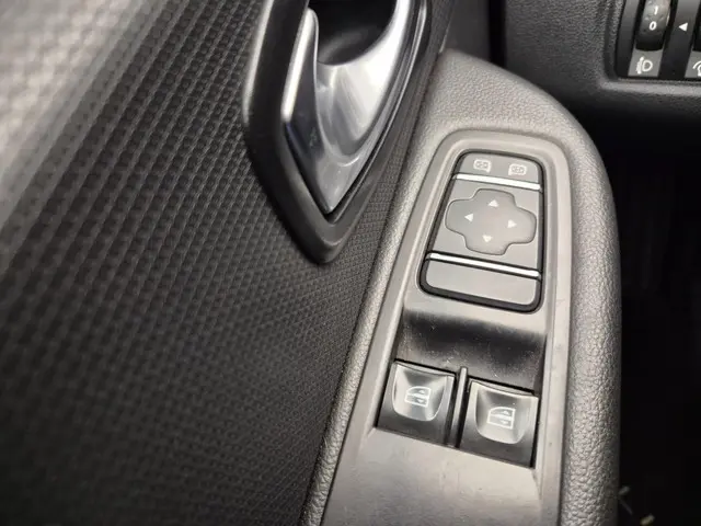 Renault Clio Estate 1.2 TCe Intens 2017 Benzine 9