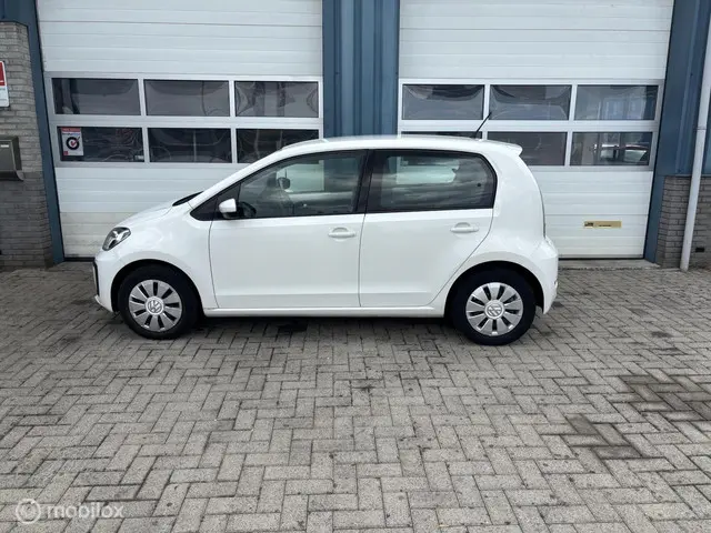 Volkswagen up! 1.0 BMT take up! 2018 Benzine 2