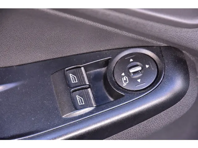 Ford Fiesta 1.0 EcoBoost Sport 2013 Benzine 8