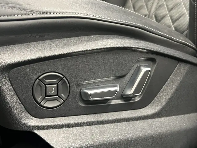 Audi SQ8 4.0 TFSI SQ8 quattro 2024 Benzine 13