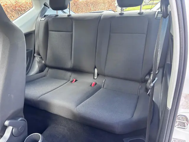 Volkswagen up! 1.0 BMT take up! 2017 Benzine 12