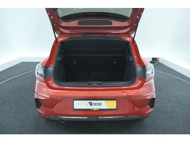 Renault Clio TCe 90 GPF techno 2025 Benzine 73