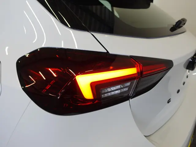 Opel Corsa 1.2 Turbo Automaat GS Line 2024 Benzine 16