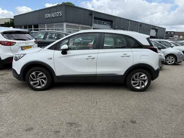 Opel Crossland X 1.2T (MOTOR KAPOT) 2017 Benzine 3