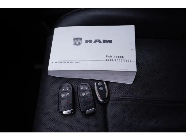 Dodge Ram 1500 5.7 V8 4x4 Crew Cab 5'7 Rebel 2019 Benzine 51