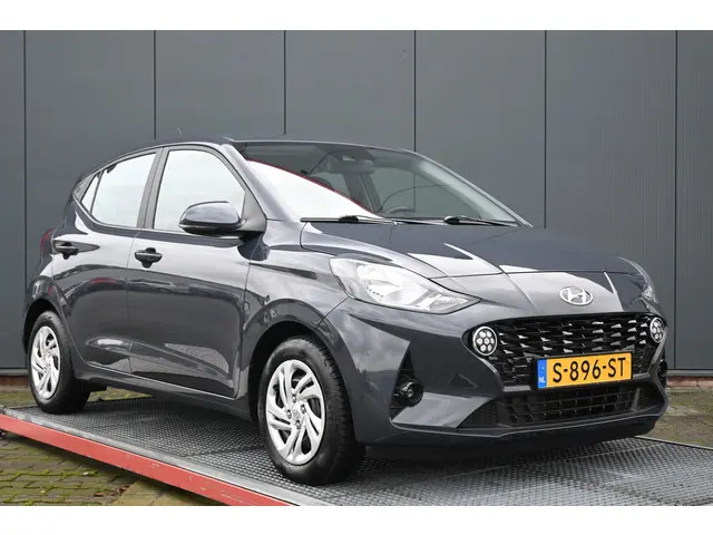 Hyundai i10 1.0 Comfort 2023 Benzine 9