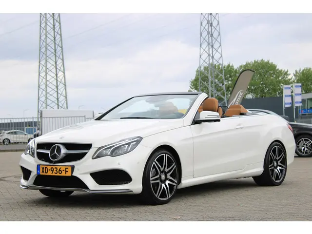 Mercedes-Benz E-Klasse Cabrio 400 AMG 2014 Benzine 4