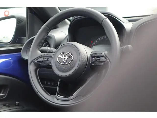 Toyota Aygo X 1.0 VVT-i AIR PLAY AUTOMAAT 2024 Benzine 34