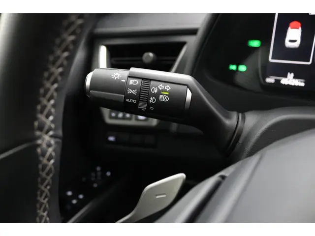 Lexus UX 300e Business 54 kWh 2020 Elektrisch 27