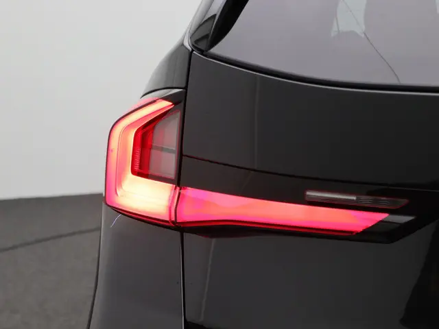 BMW iX1 eDrive20 2025 Elektrisch 9