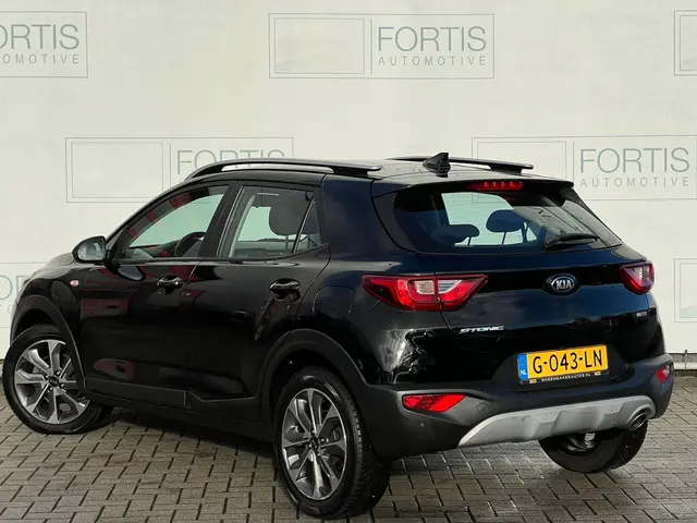 Kia Stonic 1.0 T-GDi DynamicLine 2019 Benzine 3