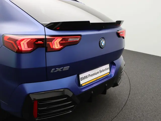 BMW iX2 eDrive20 2024 Elektrisch 32