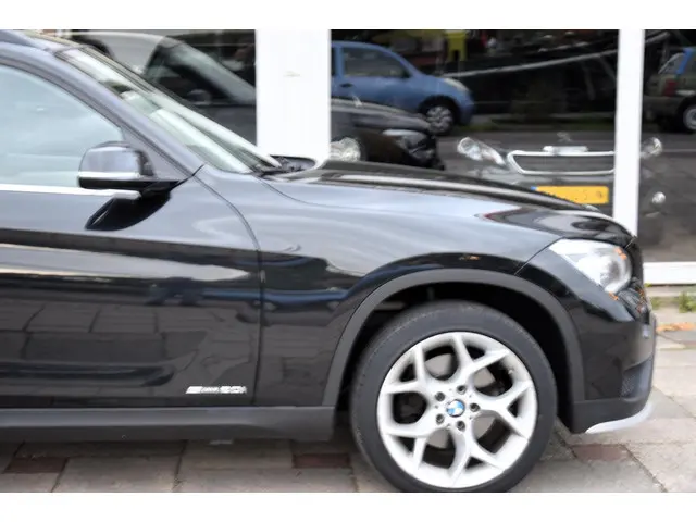 BMW X1 SDrive20i Executive 2014 Benzine 5