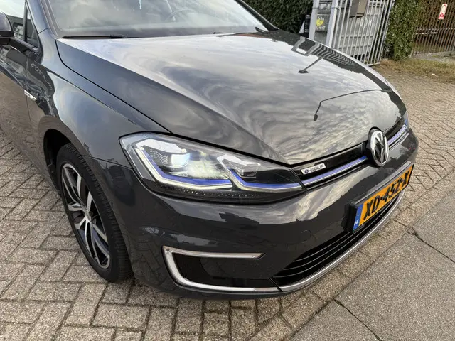 Volkswagen e-Golf e-Golf 2019 Elektrisch 22