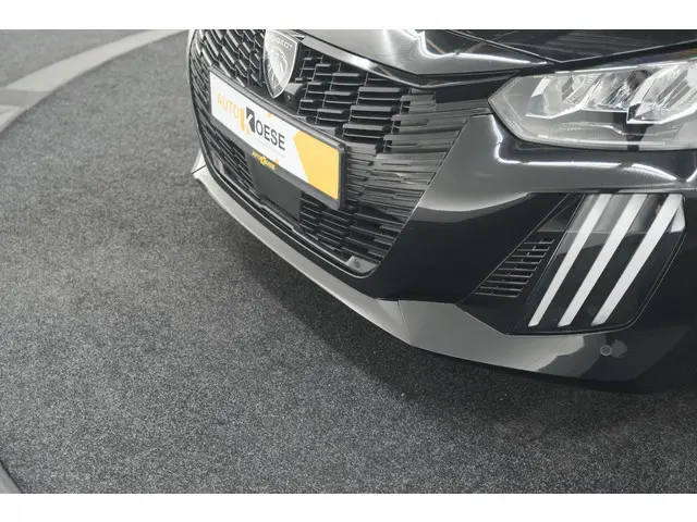 Peugeot 208 PureTech 100 Allure 2024 Benzine 20