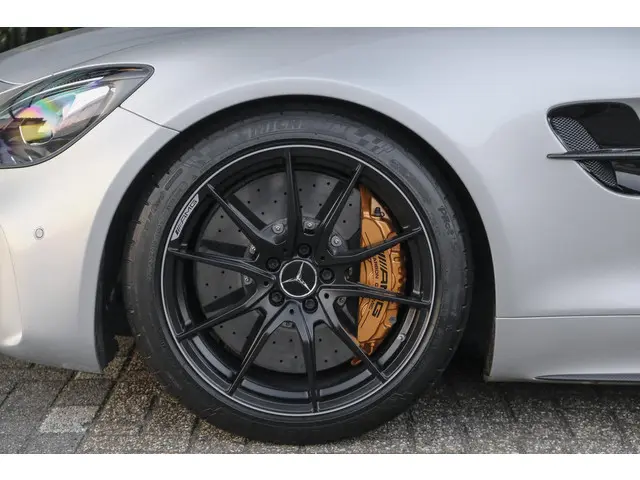 Mercedes-Benz AMG GT R 4.0 V8 585pk GTR 2018 Benzine 26