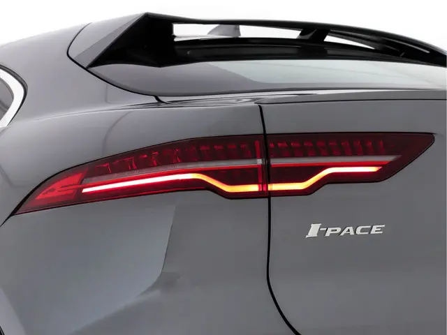 Jaguar I-PACE EV400 S 90 kWh AWD 2018 Elektrisch 25