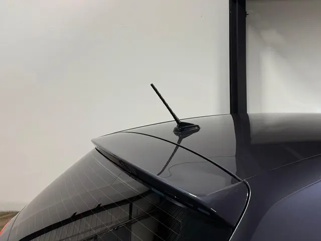 Volkswagen Polo 1.0 TSI Life PDC CARPLAY 2022 Benzine 25