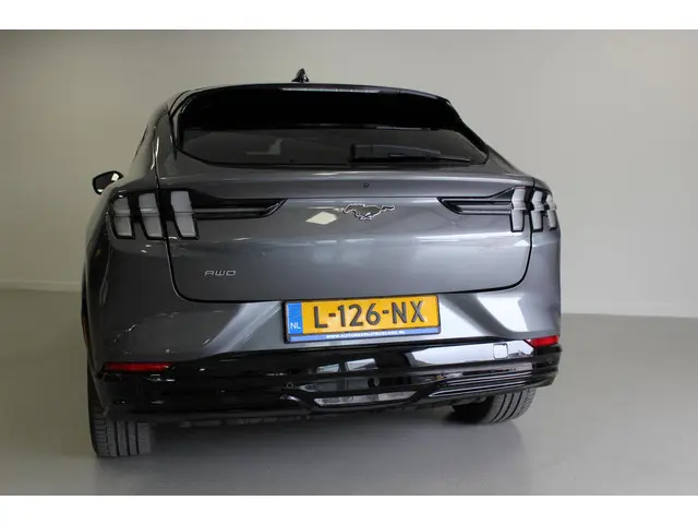 Ford Mustang Mach-E Extended AWD 98 kWh 2021 Elektrisch 7