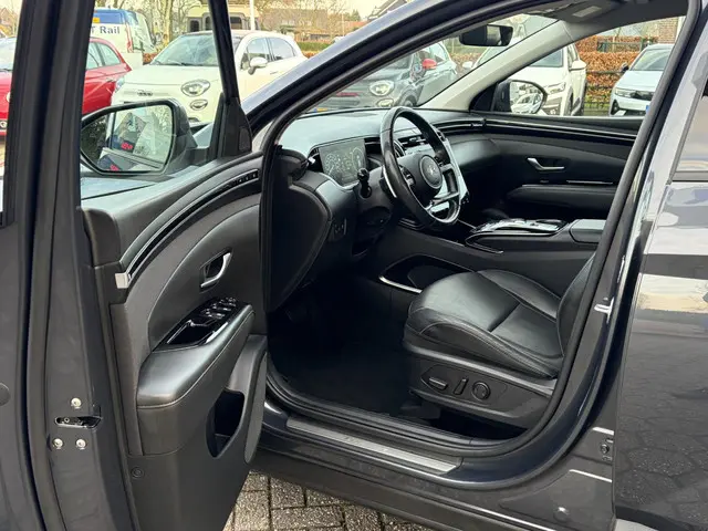 Hyundai Tucson 1.6 T-GDI MHEV Premium 2023 Benzine 18