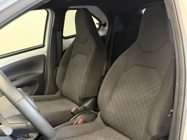 Toyota Aygo X 1.0 VVT-i Automaat Pulse 2025 Benzine 10